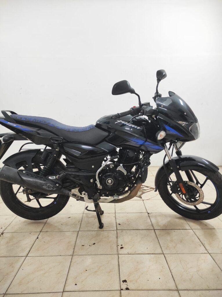 BAJAJ PULSAR 125