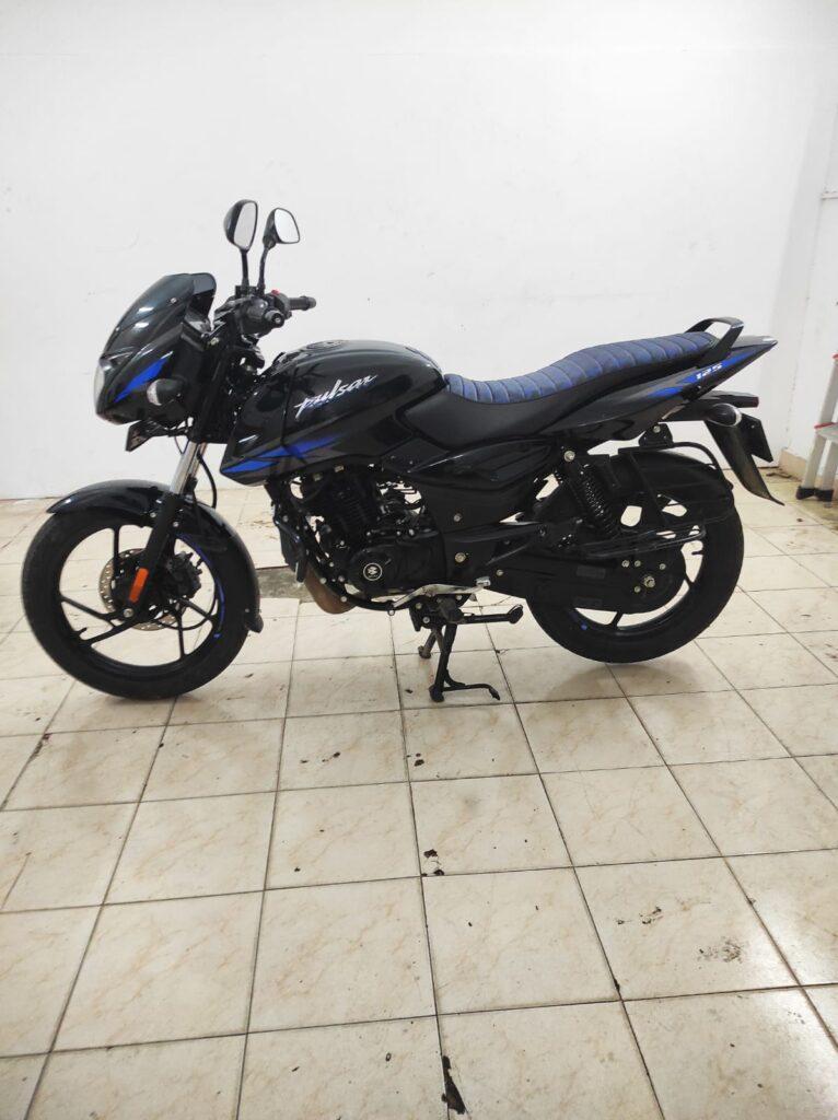 BAJAJ PULSAR 125